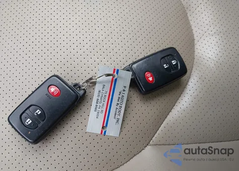 2011 Toyota Rav4 Limited из США, поврежденный, VIN 2T3DF4DV7BW158329